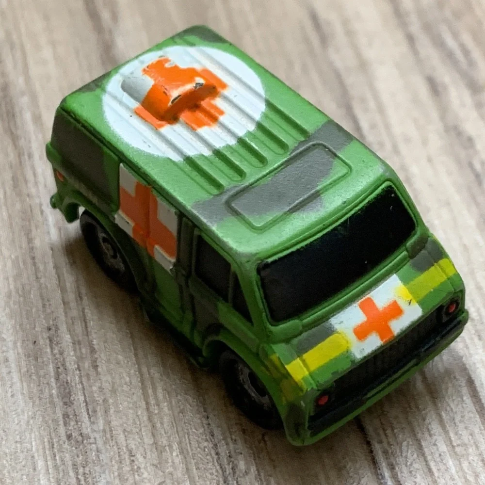 Vintage 1986 Galoob Mirco Machine Camouflage Truck Rescue Van Medic Micromachine